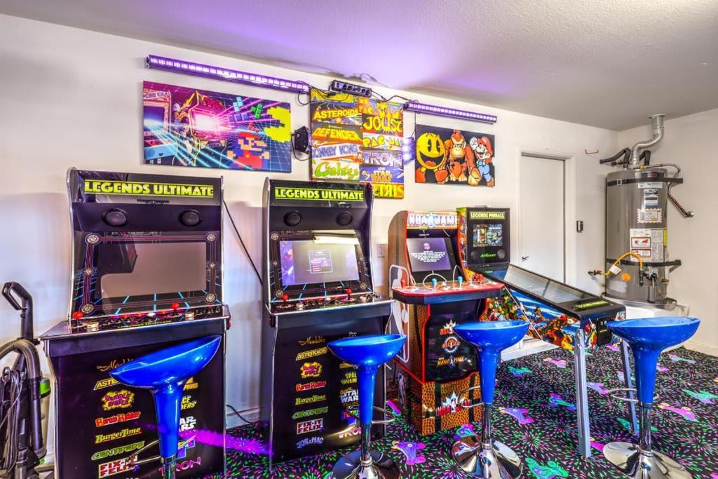 Family Fun For Everyone In Las Vegas- 4 Bedrooms, Billiards, Game Room Henderson Eksteriør bilde