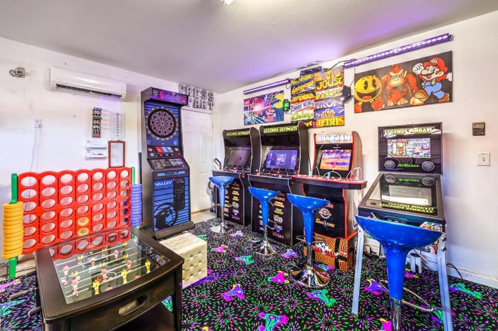 Family Fun For Everyone In Las Vegas- 4 Bedrooms, Billiards, Game Room Henderson Eksteriør bilde
