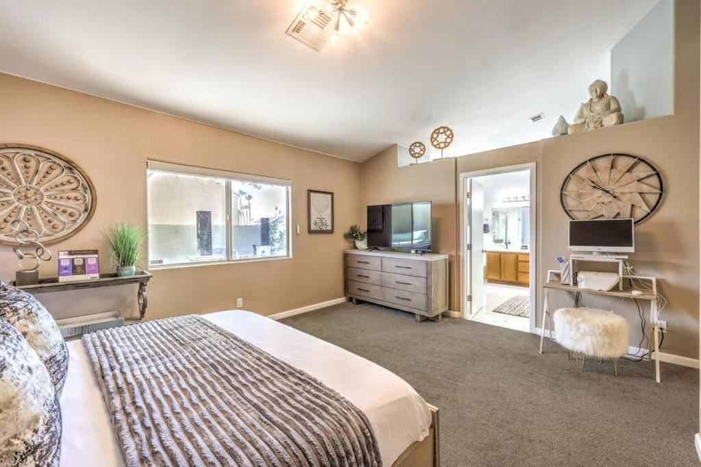 Family Fun For Everyone In Las Vegas- 4 Bedrooms, Billiards, Game Room Henderson Eksteriør bilde